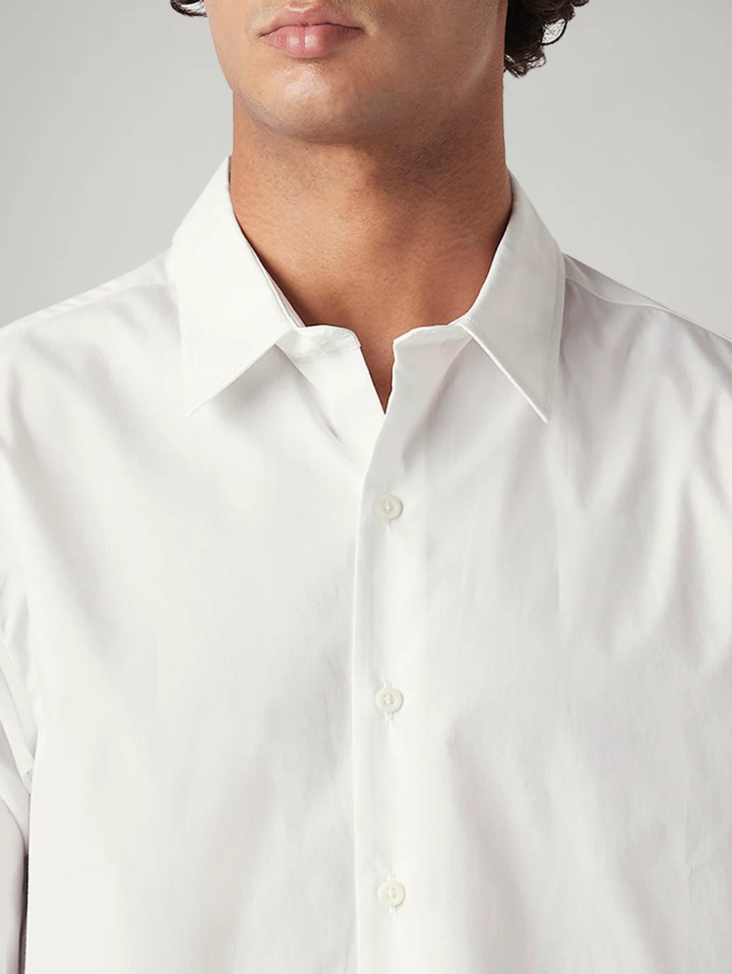 Men's Solid White Slim Fit Shirt - Image 4