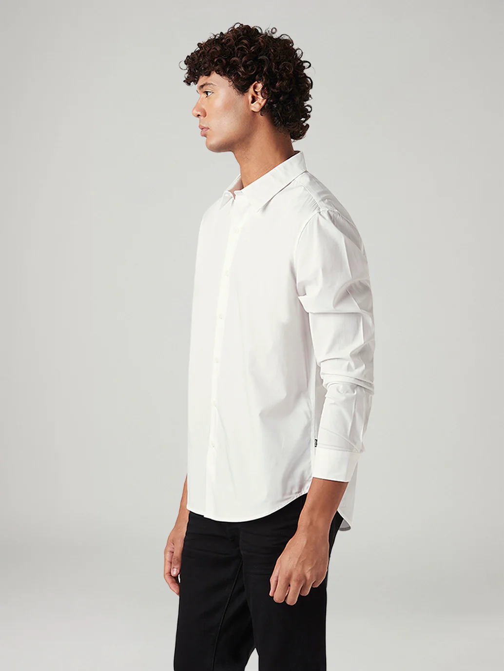Men's Solid White Slim Fit Shirt - Image 5