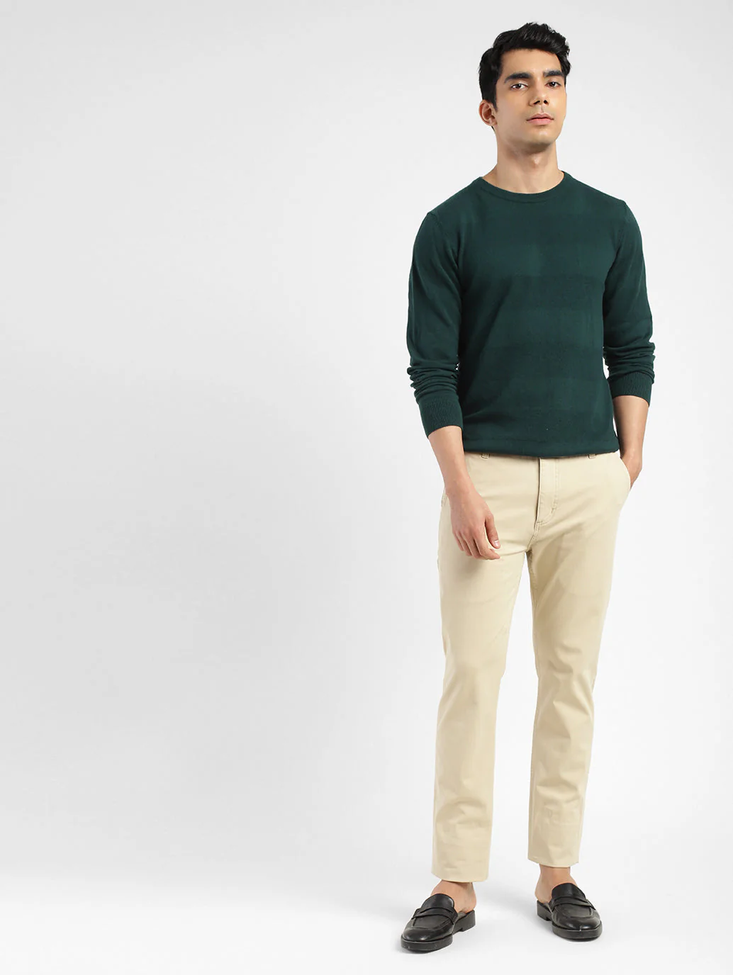 Men's Solid Crew Neck Sweater - Image 2