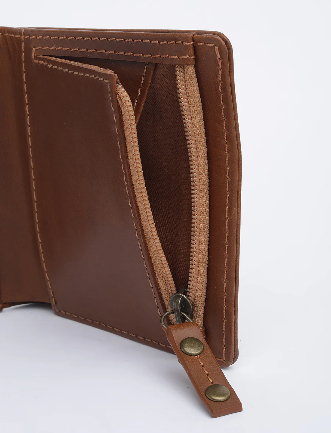 Men's Tan Solid Bi-Fold Wallet - Image 8