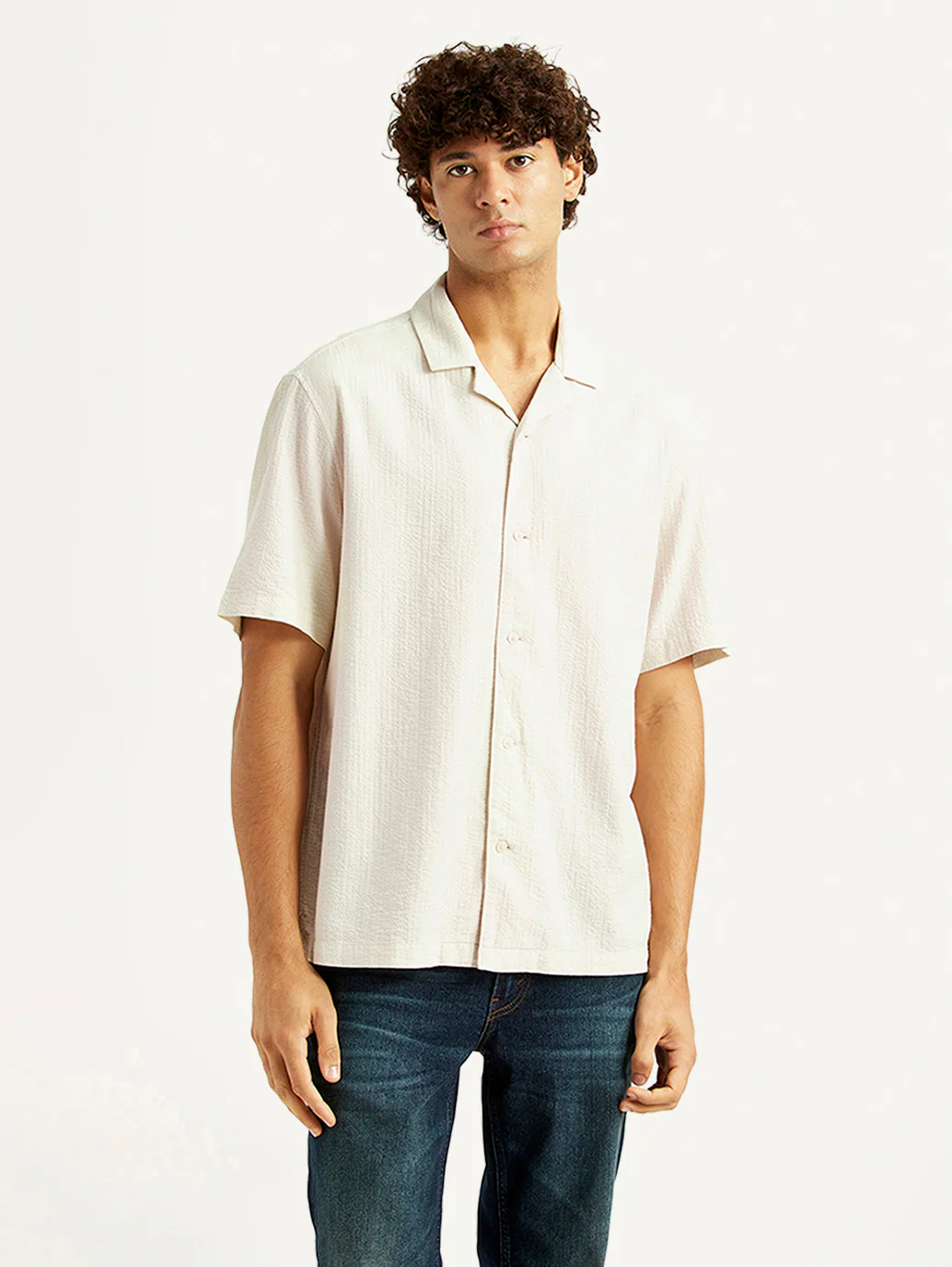 Men's Textured Off-White Relaxed Fit Camp Shirt - Image 5