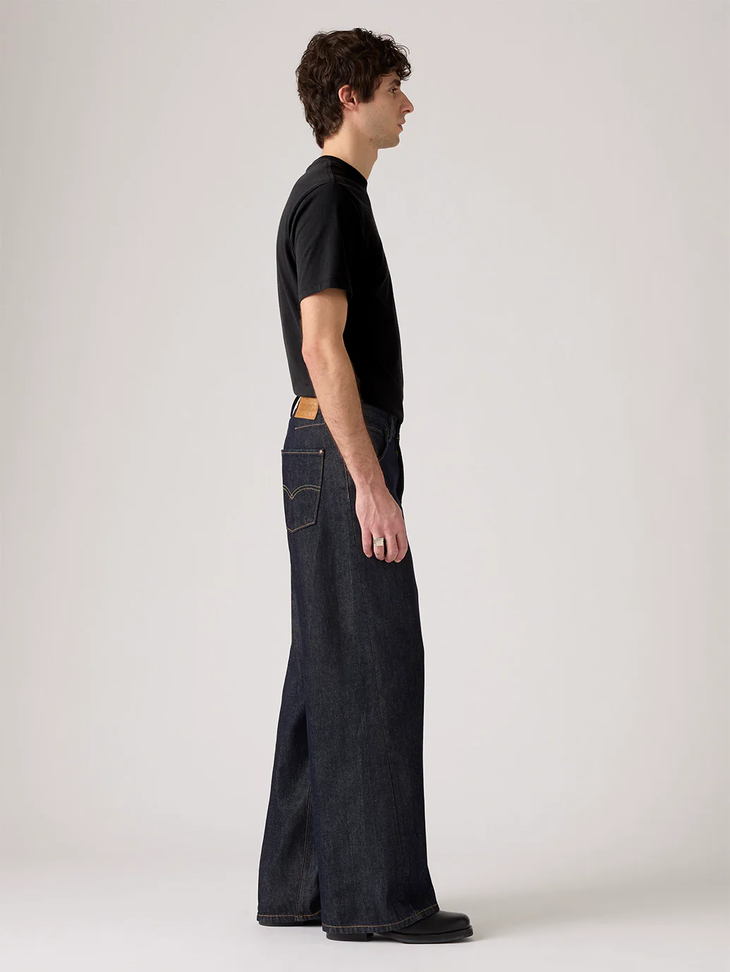 Men's Dark Indigo Twisted Baggy Fit Mid Rise Jeans - Image 3