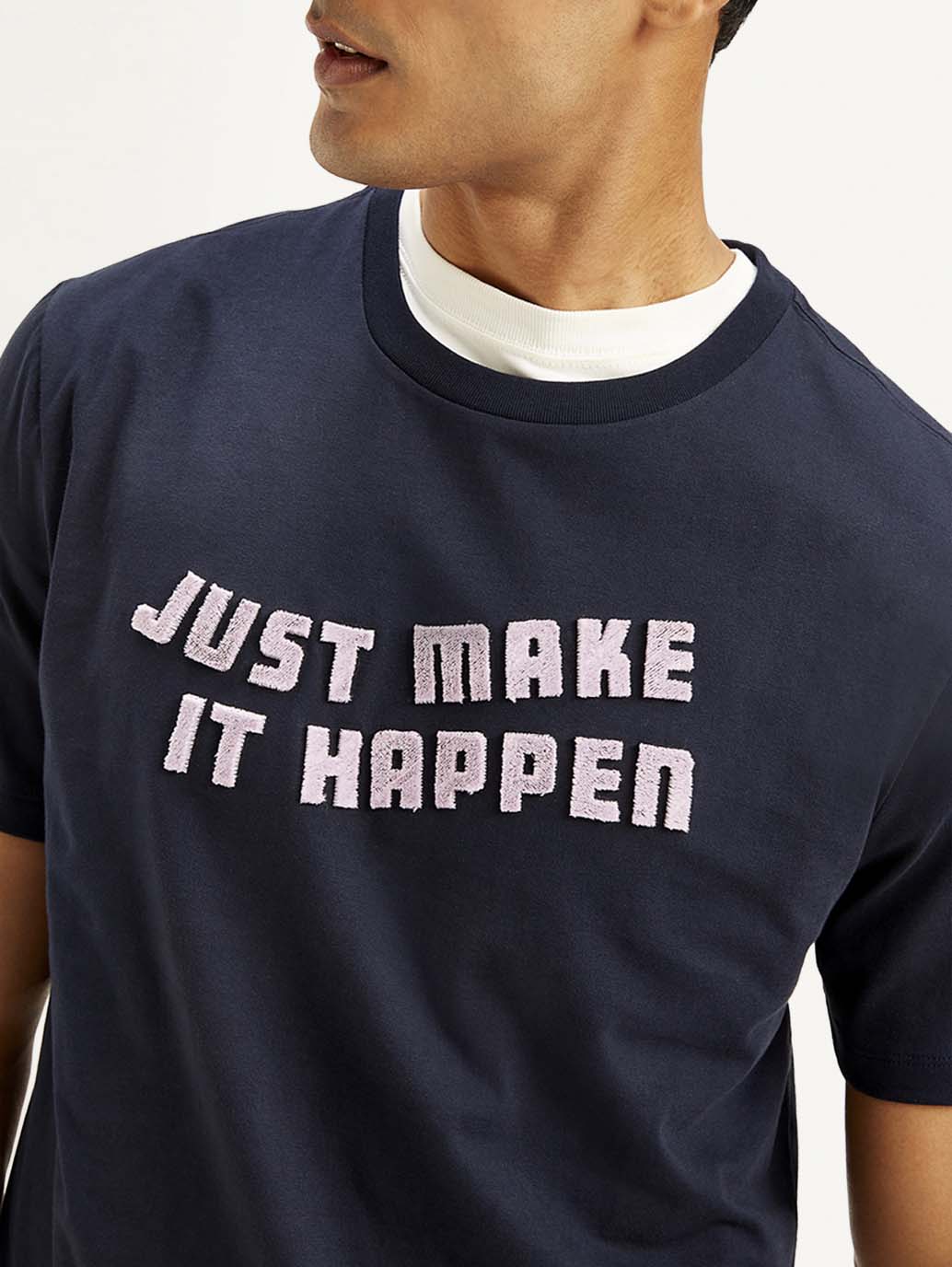Men's Typography Crew Neck T-shirt - Image 5