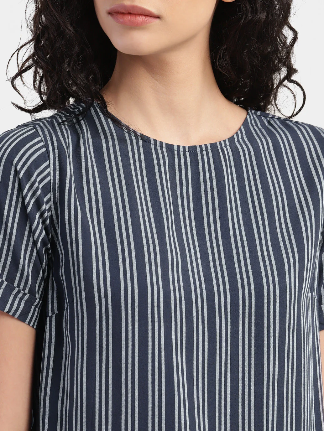 Women's Striped Navy Round Neck Tops - Image 6