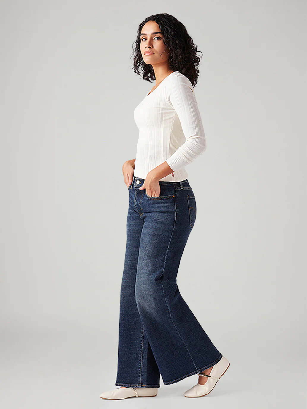 Women's 318 Blue Shaping Wide Leg Fit Mid Rise Jeans - Image 7