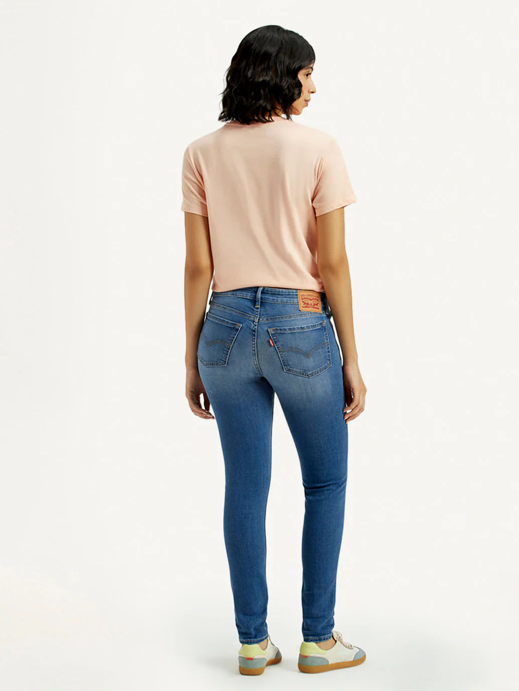 Women's 711 Med Indigo Skinny Fit Mid Rise Jeans - Image 3