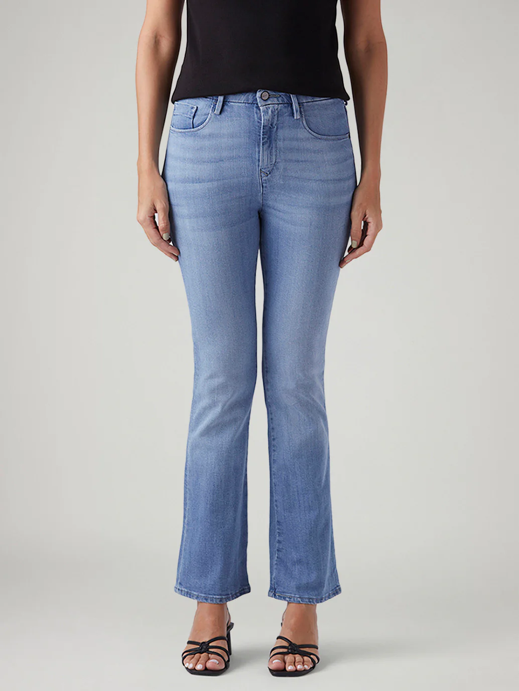 Women's 725 Light Blue Bootcut Fit High Rise Redloop Jeans - Image 3