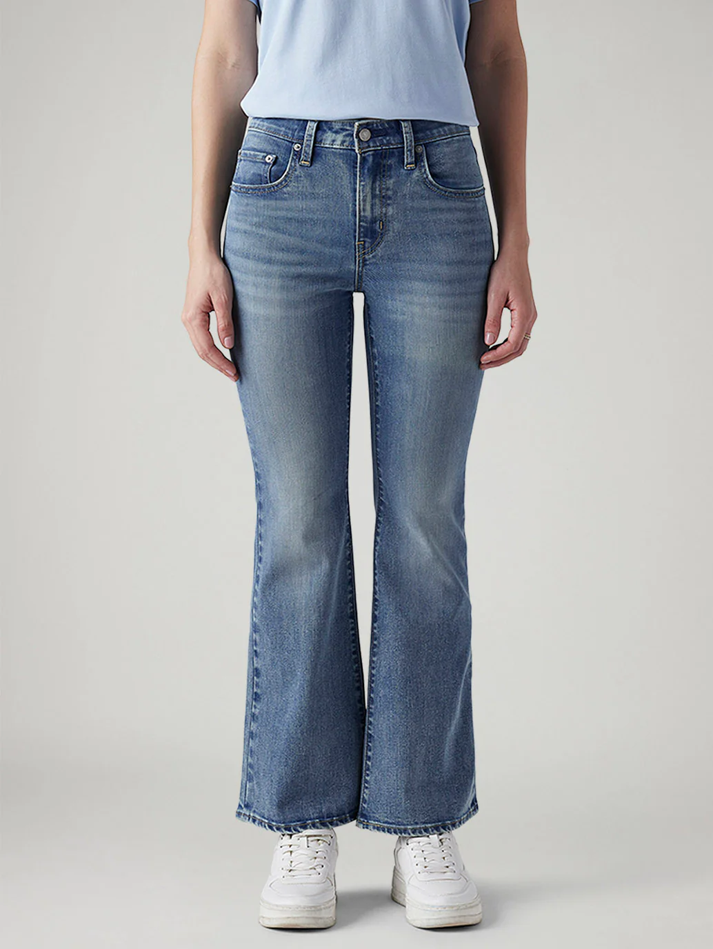 Women's 726 Med Indigo Flared Fit High Rise Jeans - Image 3