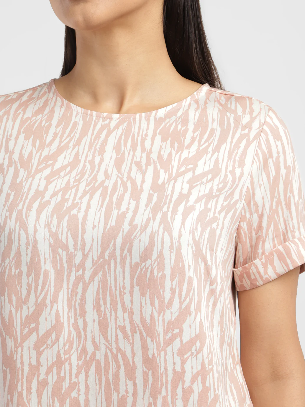Women's Abstract Round Neck T-shirt - Image 8
