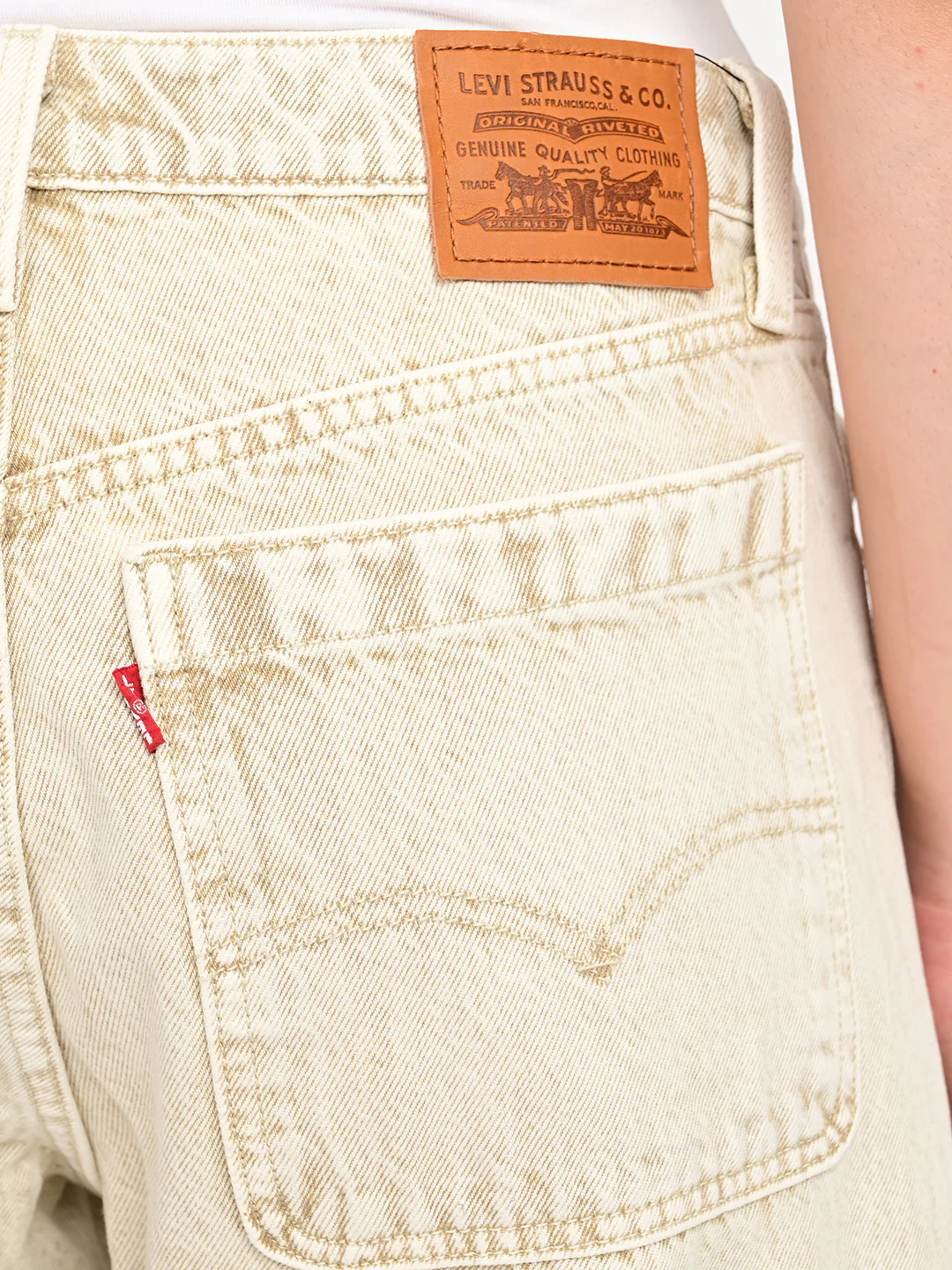 Women's Beige Barrel Loose Fit Mid Rise Baggy Dad Jeans - Image 6