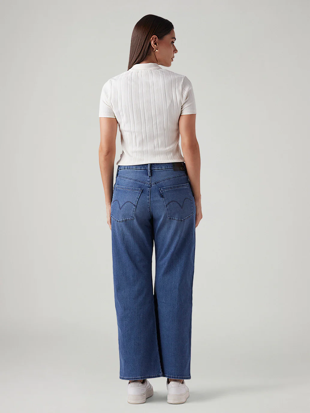 Women's Blue Loose Bootcut Fit Mid Rise Redloop Jeans - Image 4