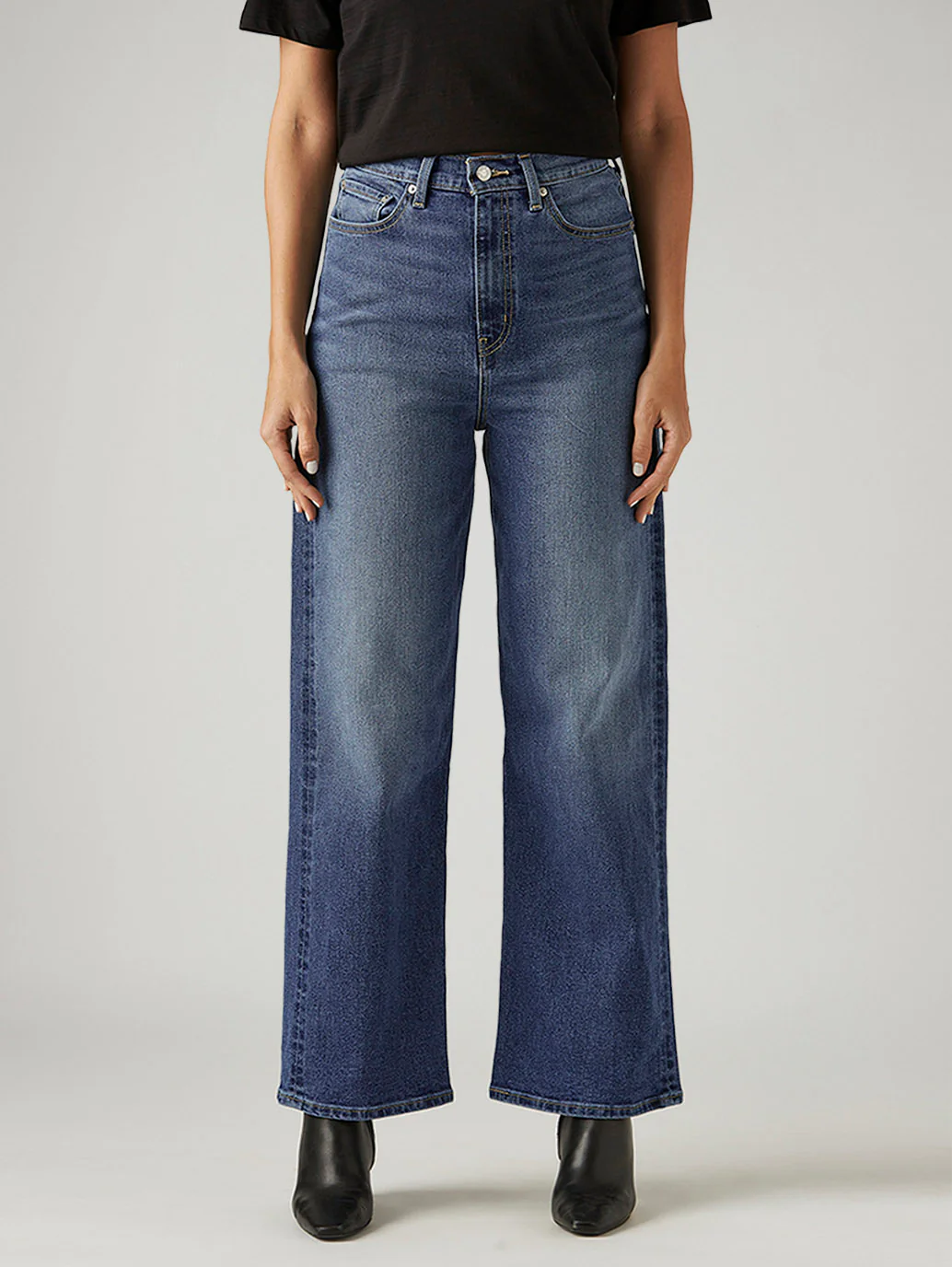 Women's Light Indigo Loose Fit High Rise Jeans - Image 2