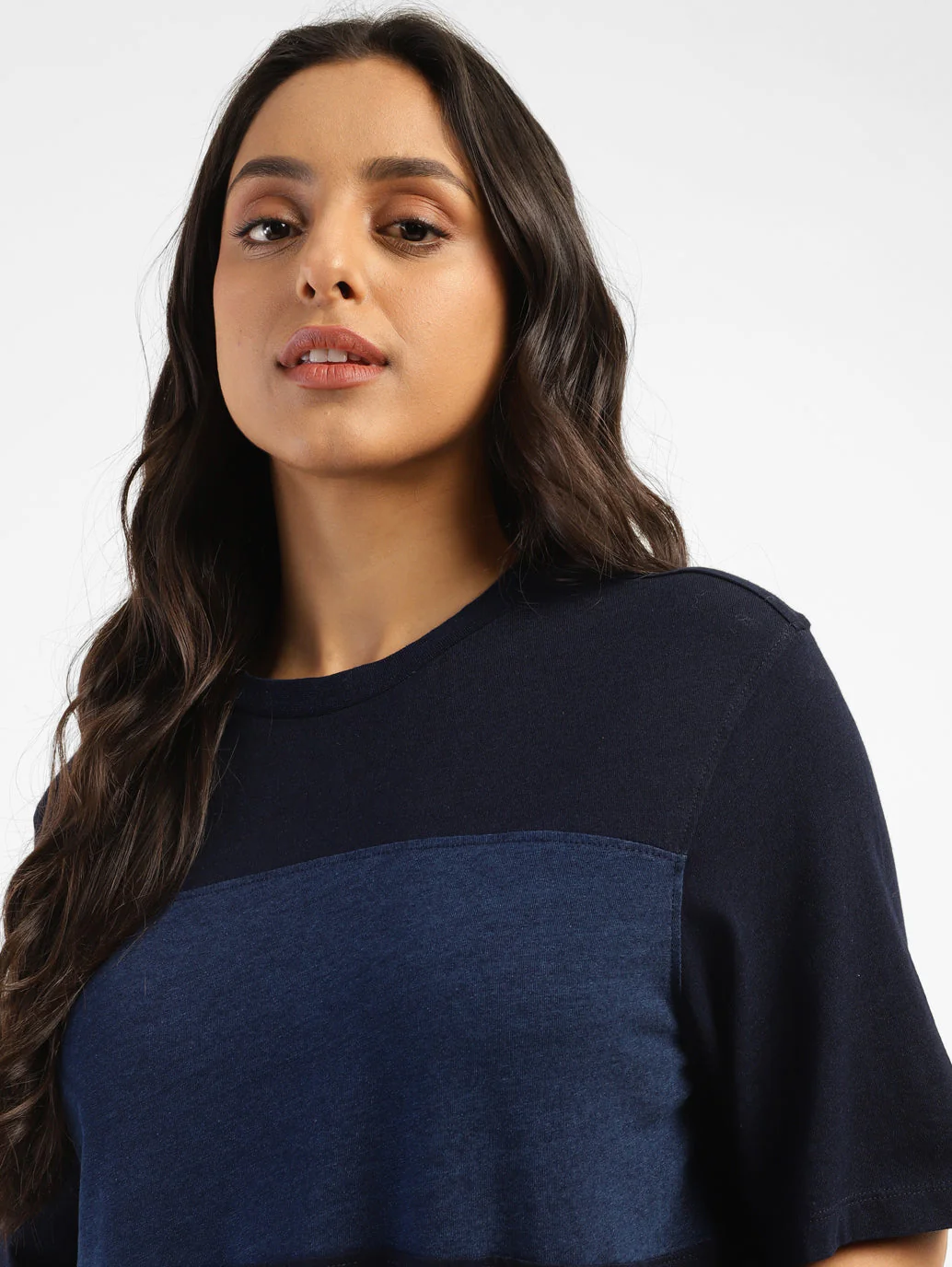 Women's Colorblock Round Neck T-Shirt - Image 5