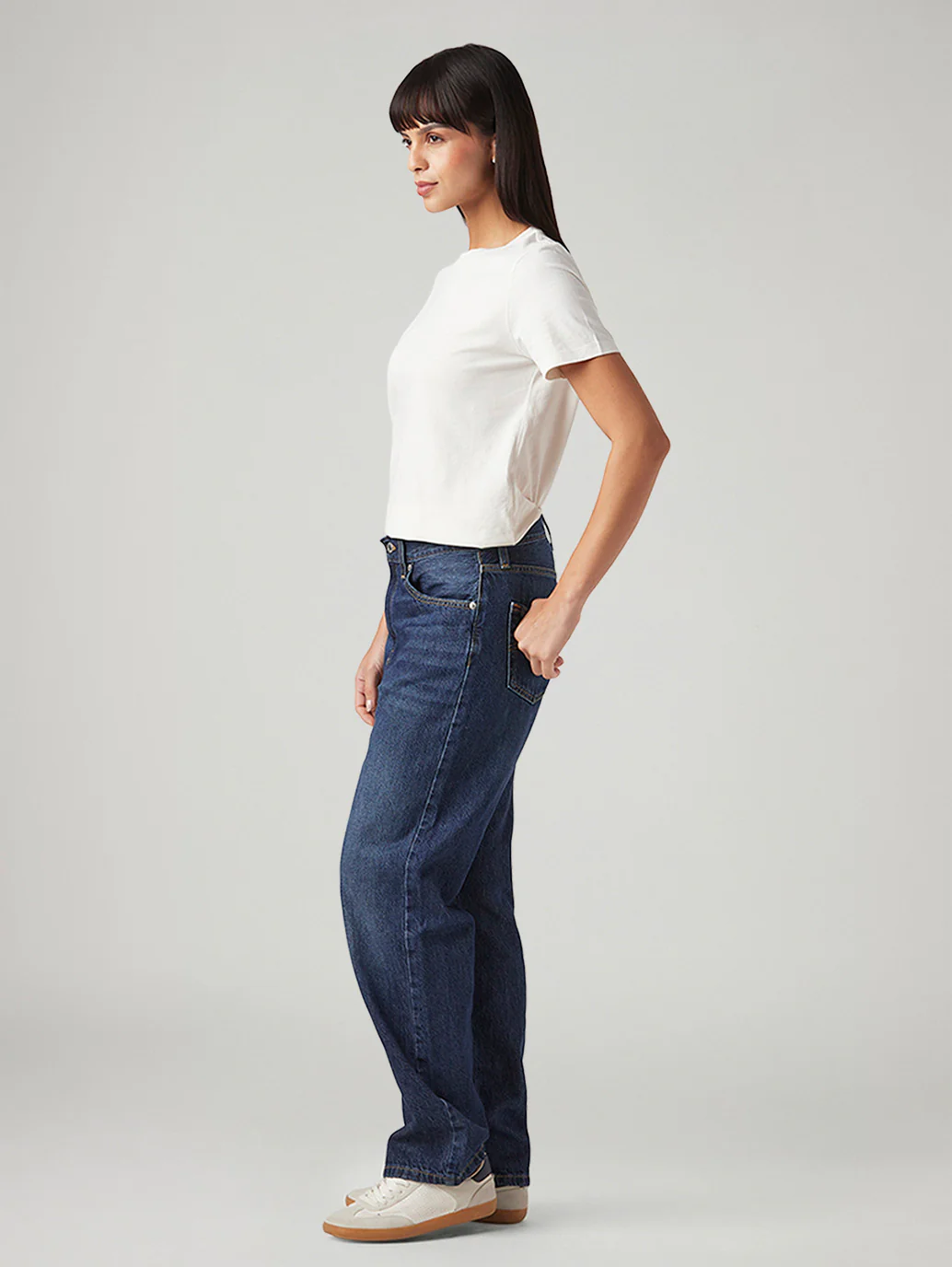 Women's Dark Blue Loose Fit Mid Rise Easy Dad Jeans - Image 6
