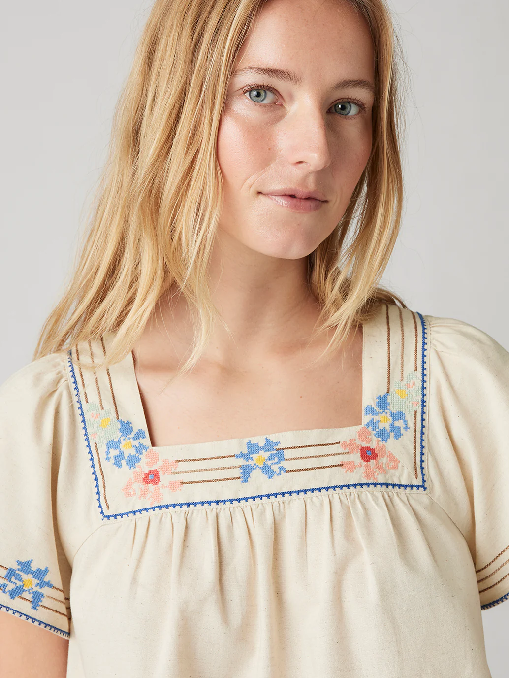 Women's Embroidered Cream Square Neck Top - Image 4