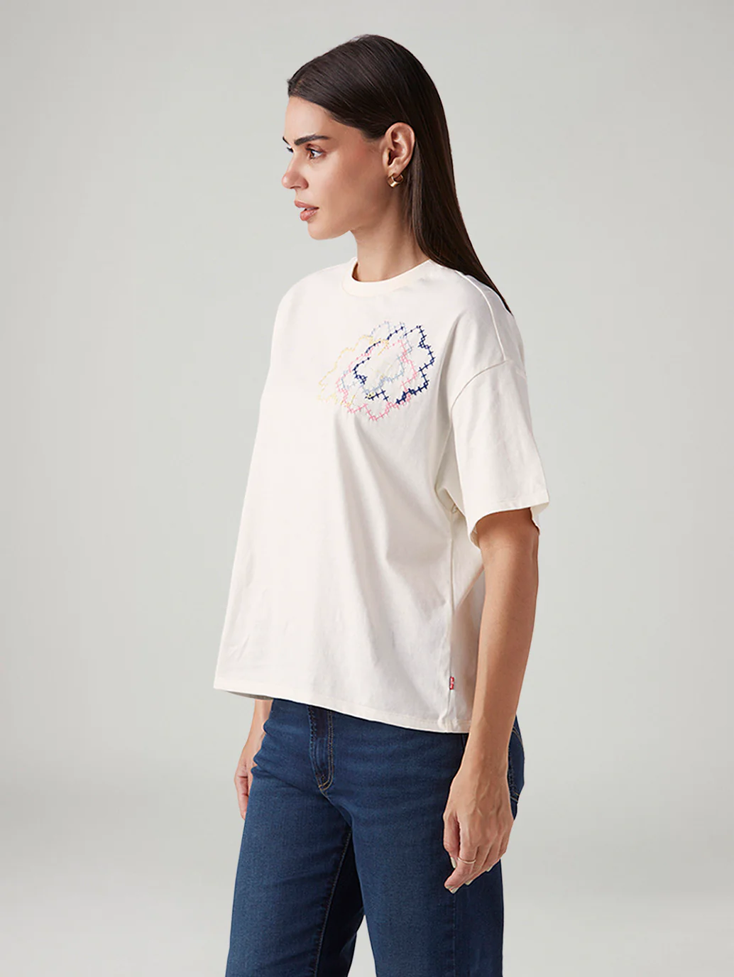 Women's Embroidered Relaxed Fit Oversize T-Shirt - Image 4