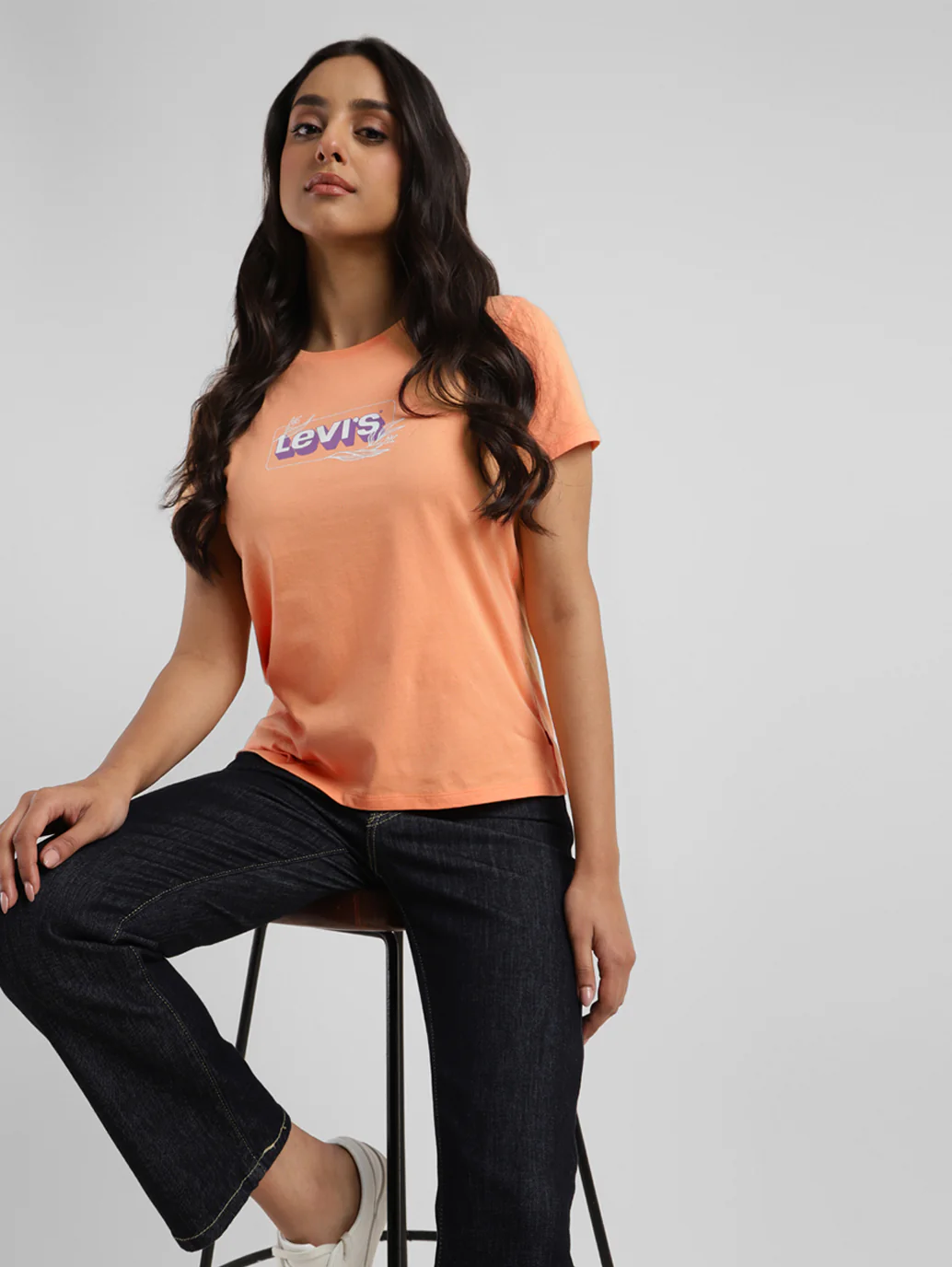 Women's Graphic Print Crew Neck T-shirt - Image 7