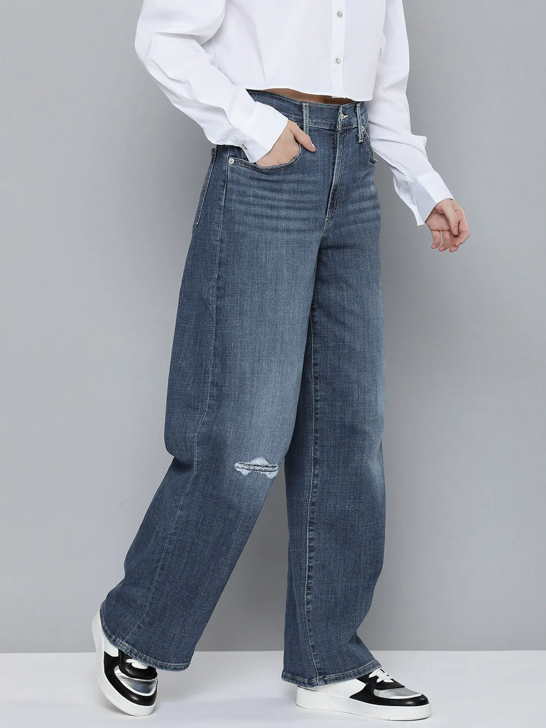 Women's Blue Wide Leg Fit High Rise Jeans - Image 3