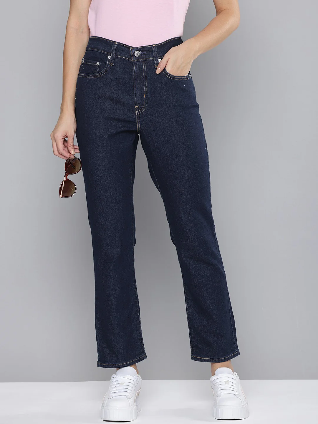 Women's 724 Blue Slim Straight Fit High Rise Jeans - Image 5