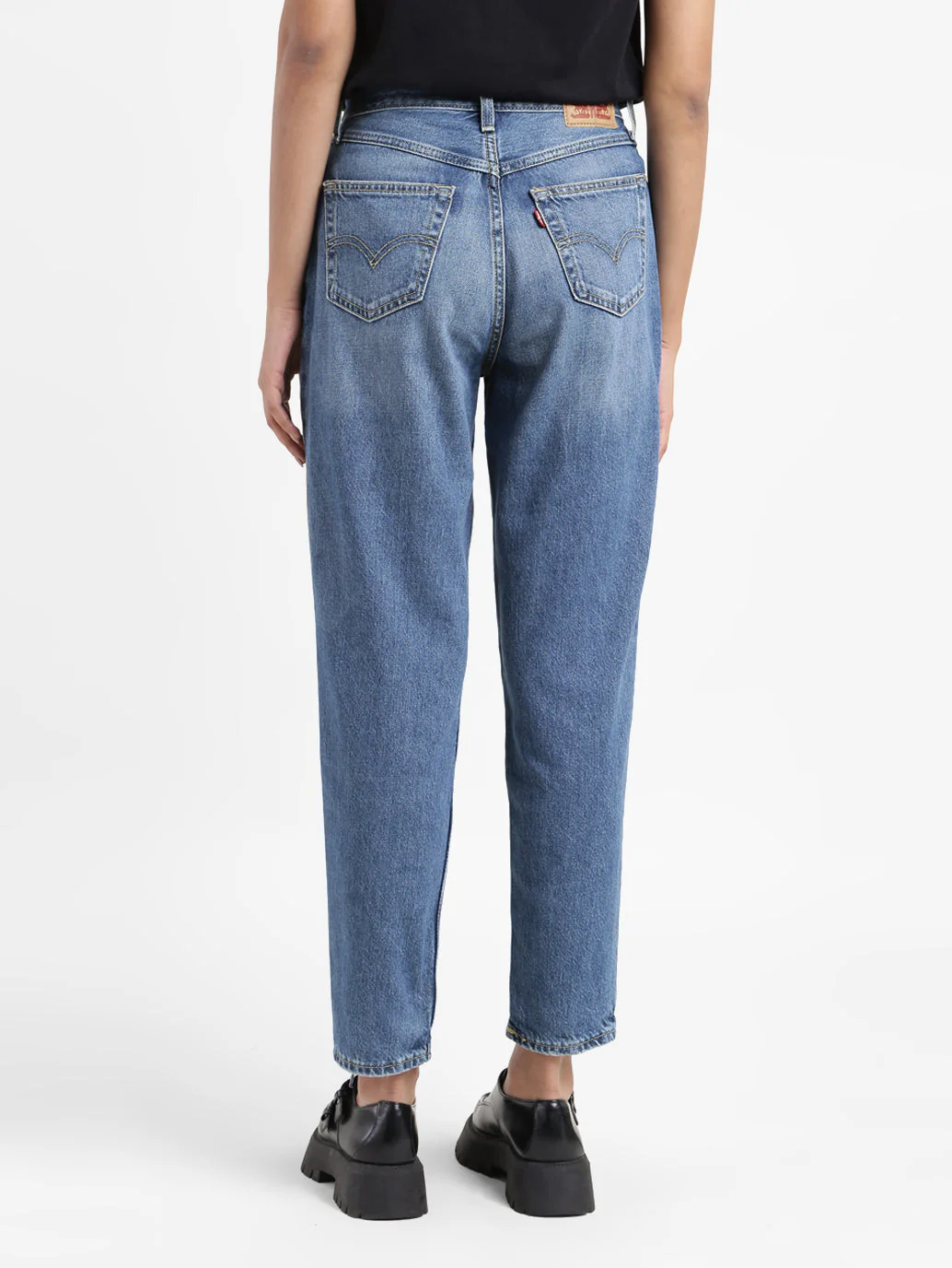 Women's 80s Mom Blue Loose Fit High Rise Jeans - Image 3