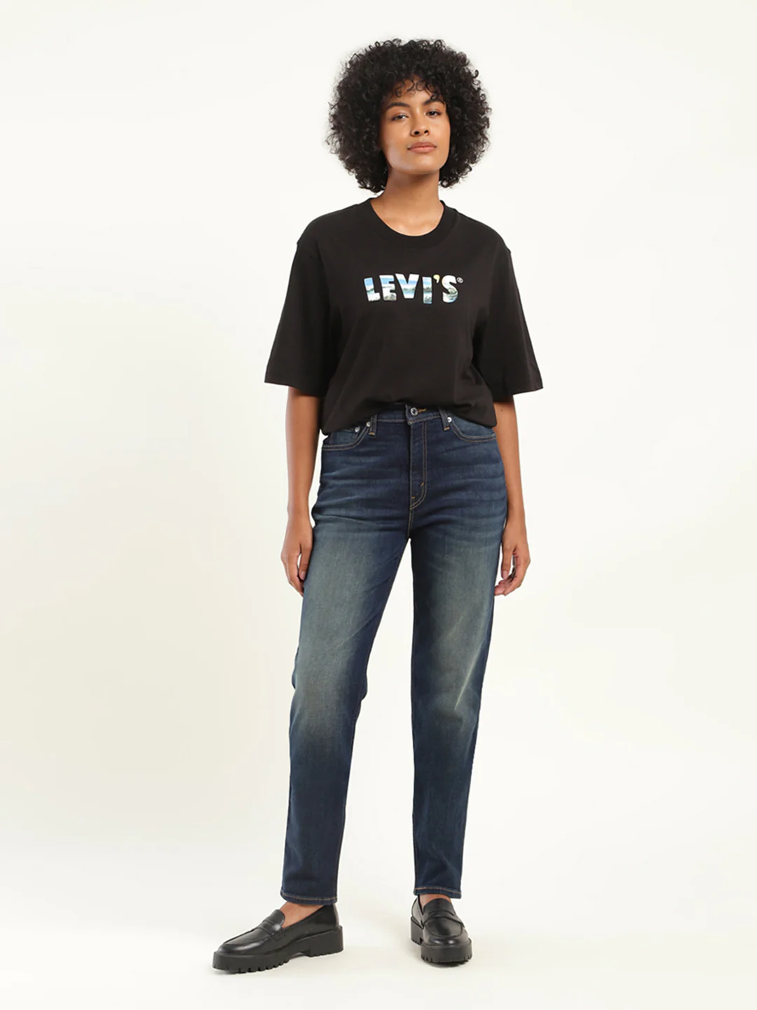 Women's 80s Mom Blue Loose Fit High Rise Jeans - Image 2