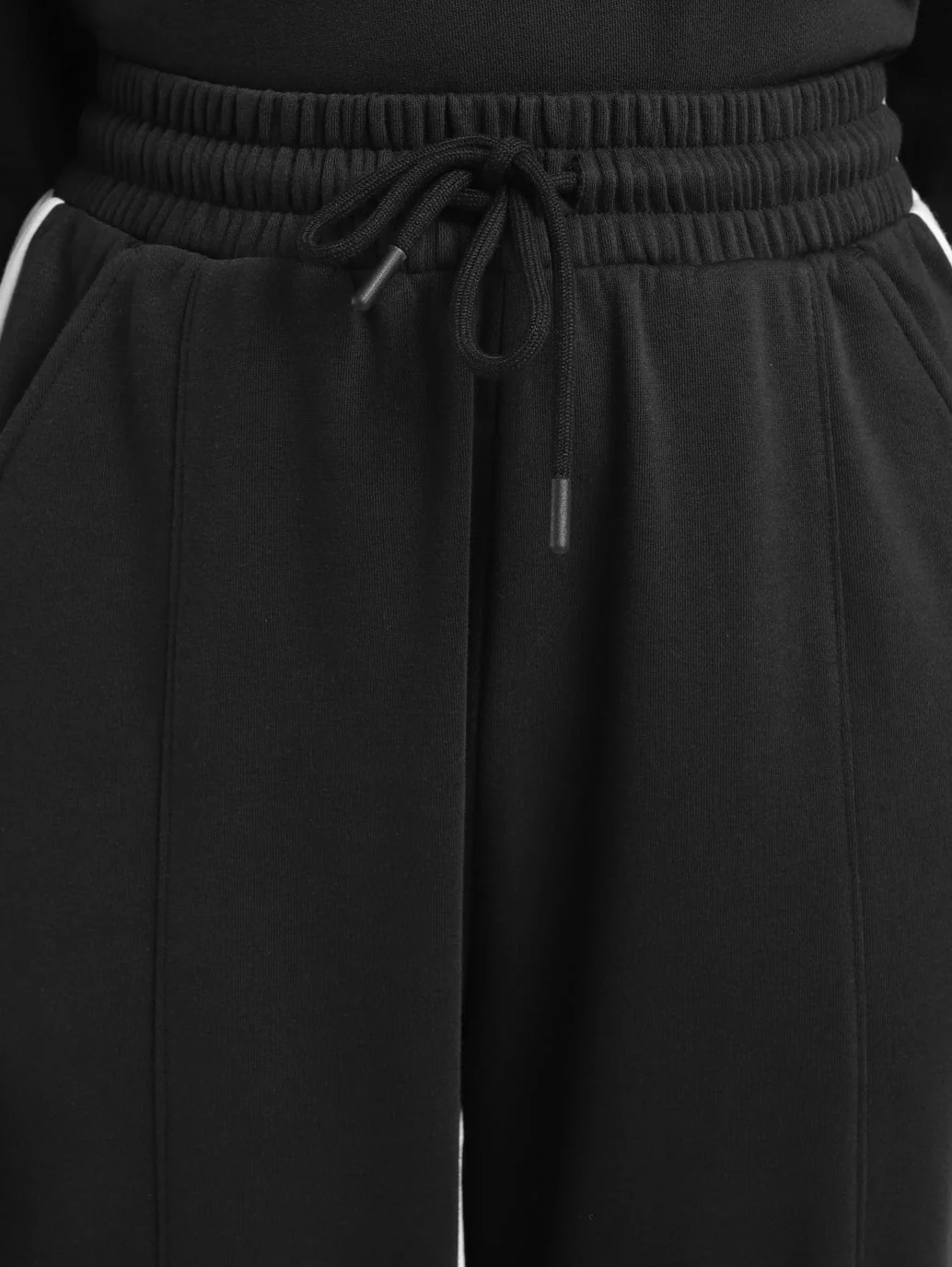 Women's High Rise Black Regular Fit Joggers - Image 6