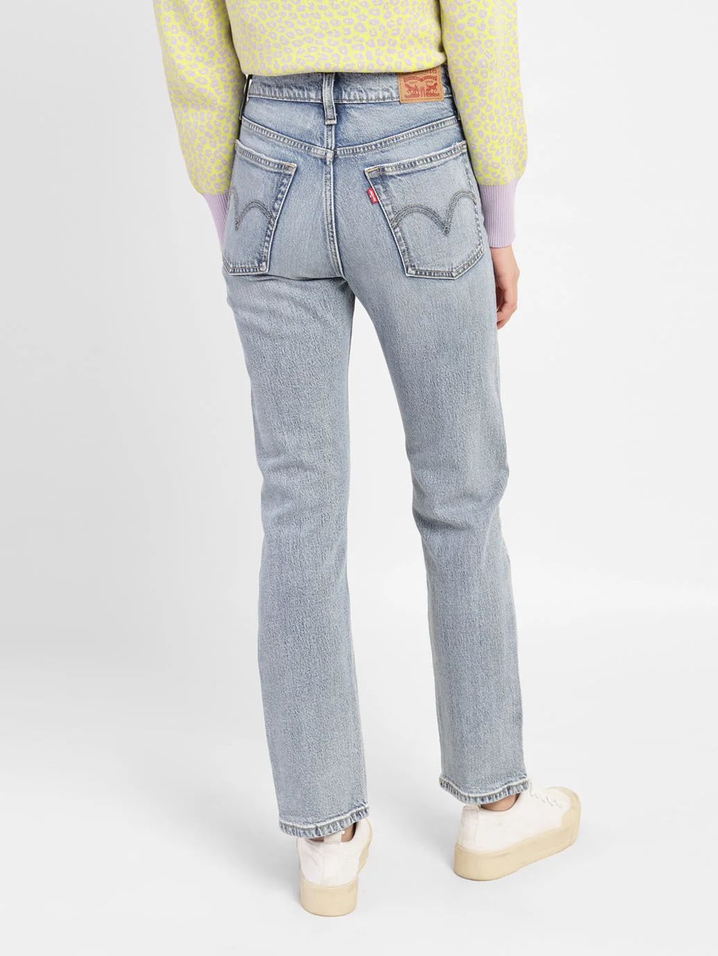 Women's 70s Blue Flared Fit High Rise Jeans - Image 3