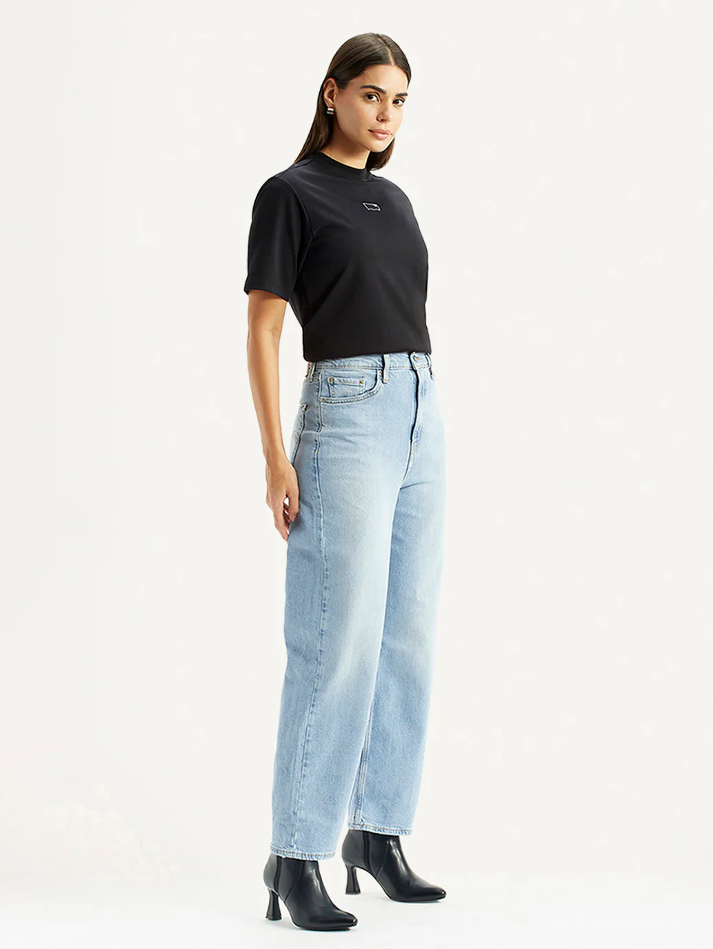 Women's Light Blue Wide Leg Fit High Rise Jeans - Image 5
