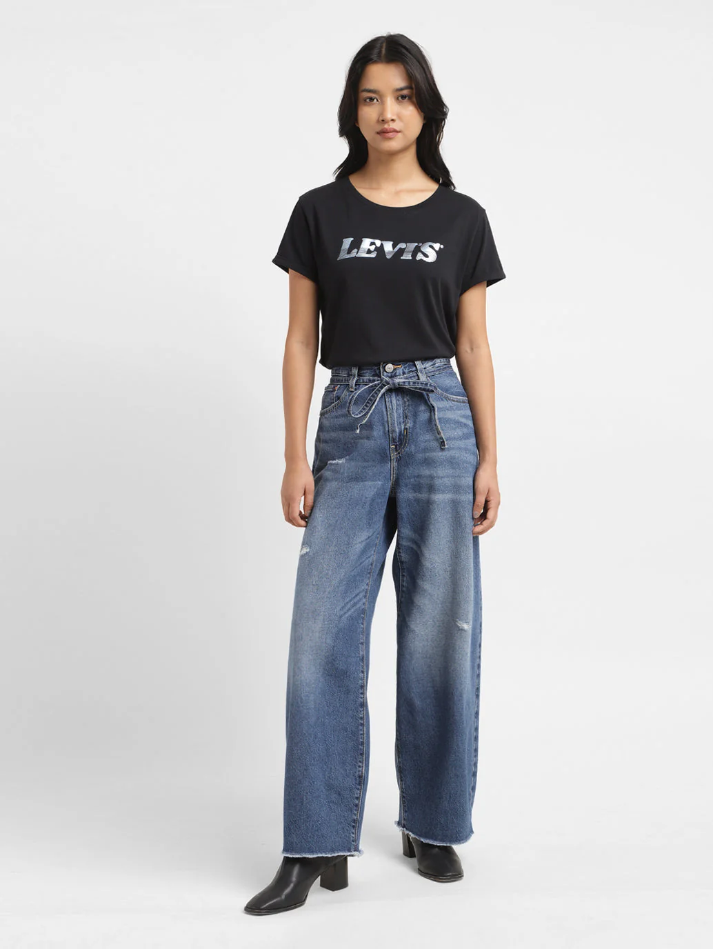 Women's Blue Balloon Loose Fit High Rise Jeans - Image 8