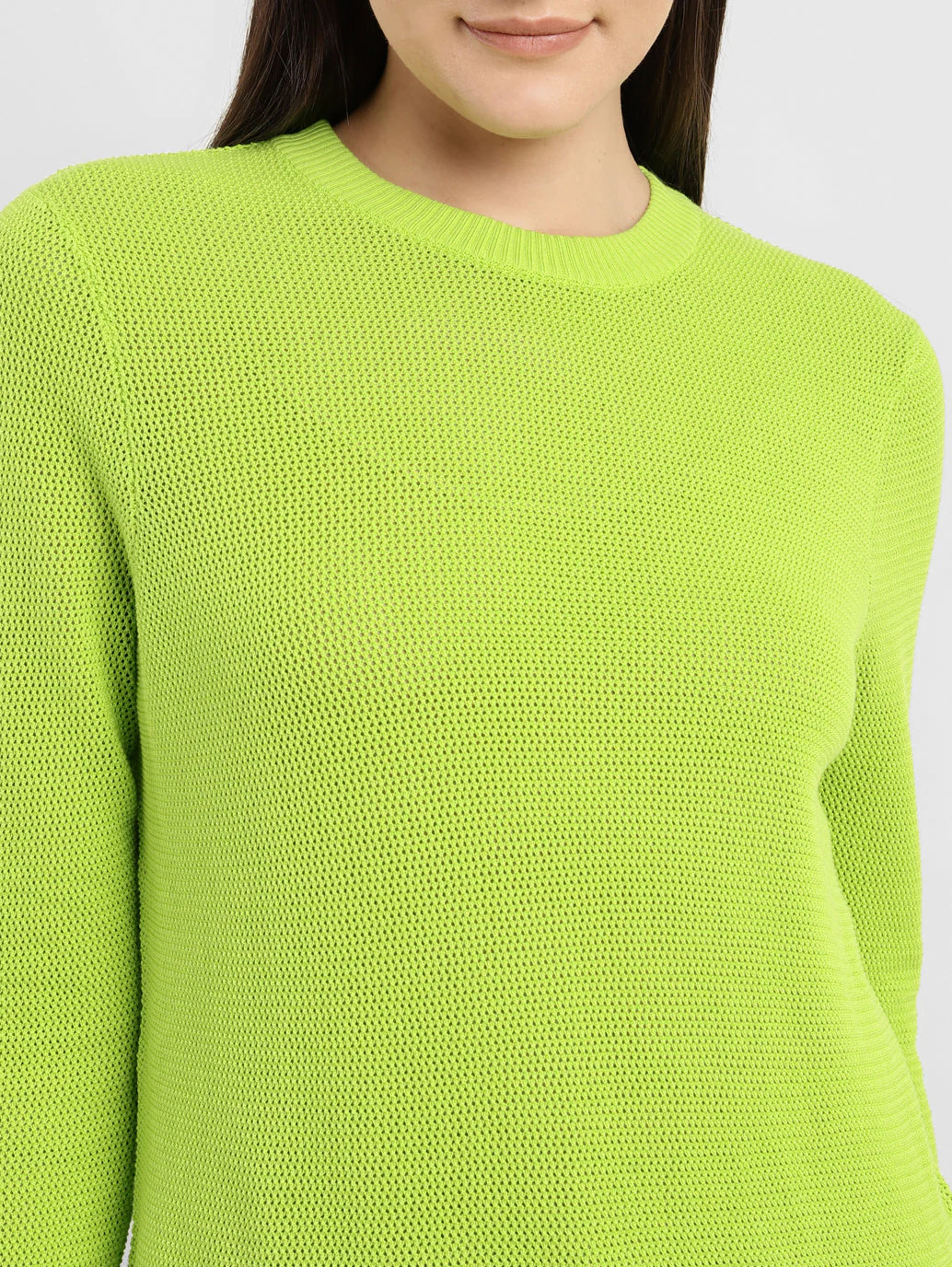 Women's Solid Round Neck Sweater - Image 5