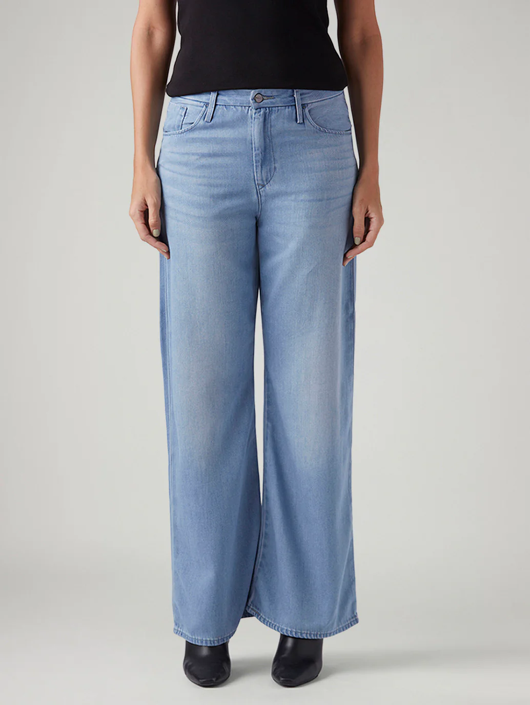 Women's Light Blue Loose Bootcut Fit Mid Rise Redloop Jeans - Image 3