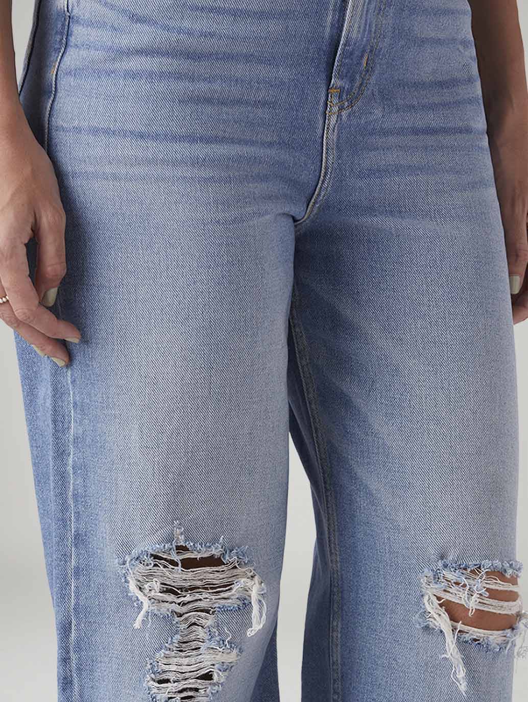 Women's Light Blue Loose Fit High Rise Jeans - Image 5