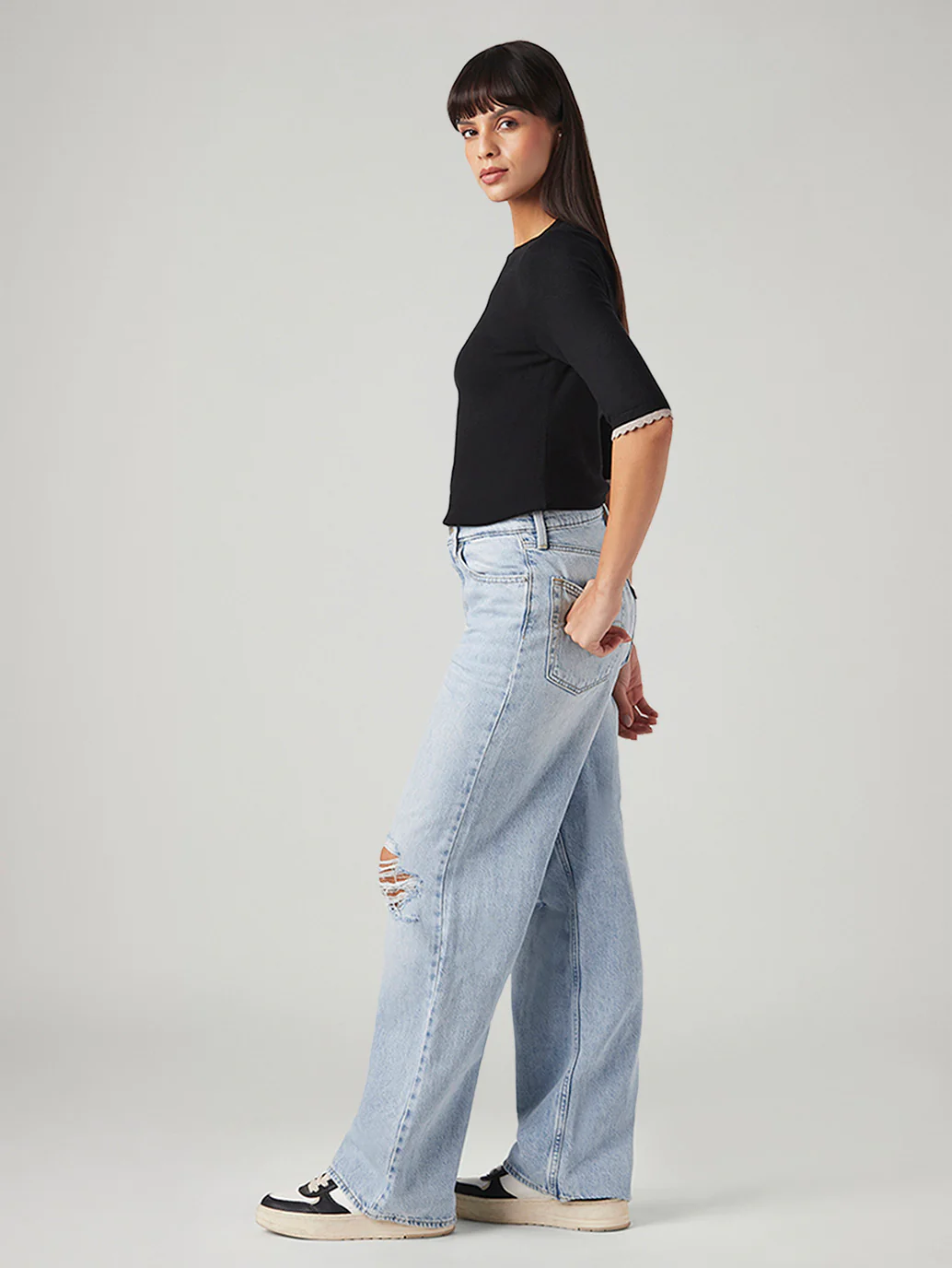 Women's Light Blue Loose Fit High Rise Jeans - Image 6