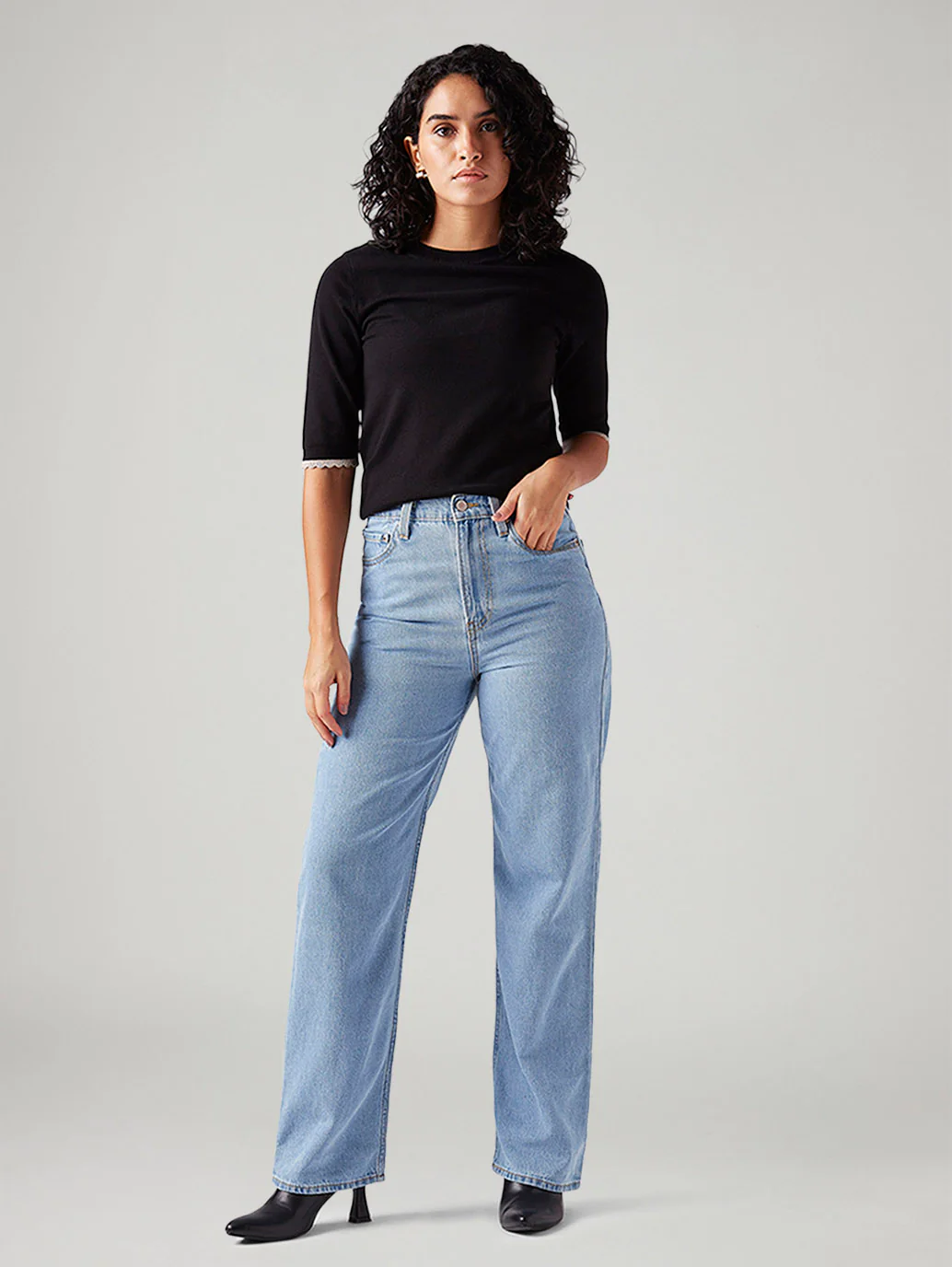 Women's Light Blue Ribcage Straight Fit High Rise Jeans - Image 2