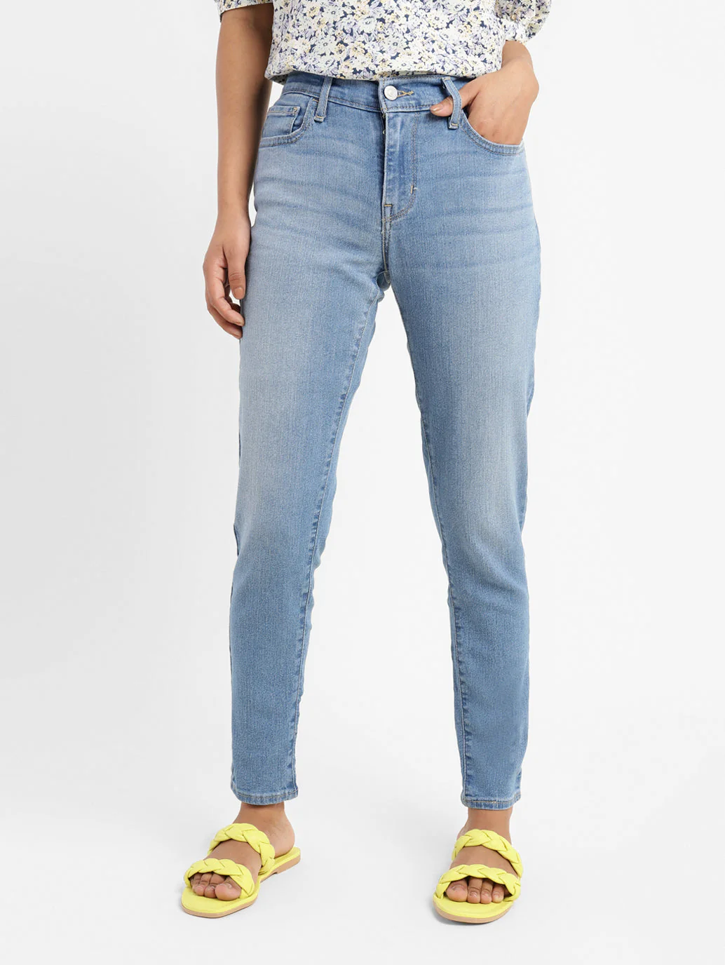 Women's 710 Blue Skinny Fit Mid Rise Jeans - Image 2