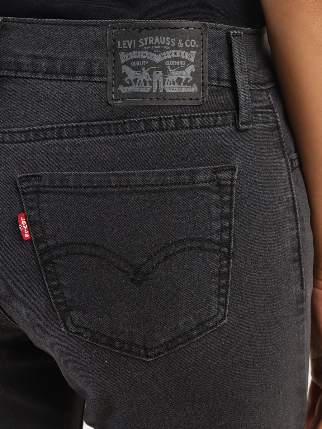 Women's 710 Black Skinny Fit Mid Rise Jeans - Image 6