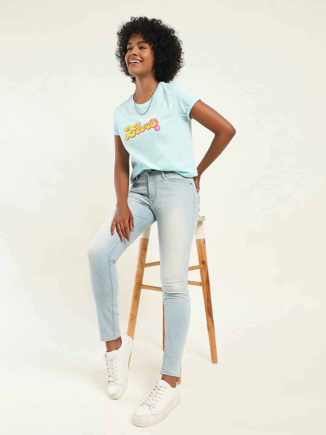 Women's 711 Blue Skinny Fit Mid Rise Jeans