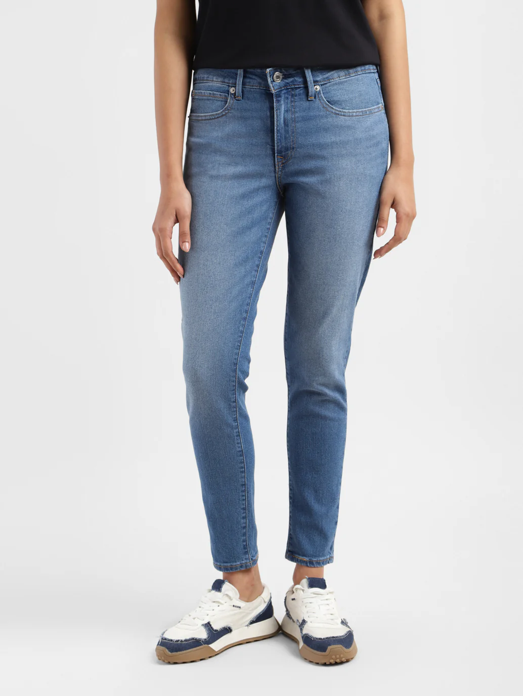 Women's 711 Blue Skinny Fit Mid Rise Jeans - Image 2