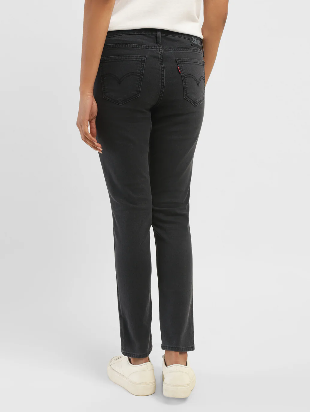 Women's 711 Black Skinny Fit Mid Rise Jeans - Image 4