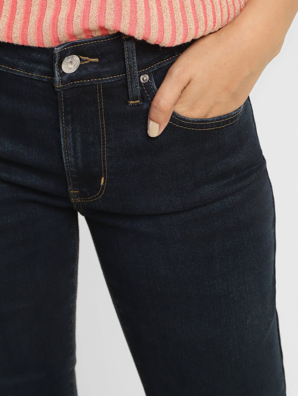 Women's 715 Navy Blue Flared Fit Mid Rise Jeans - Image 6