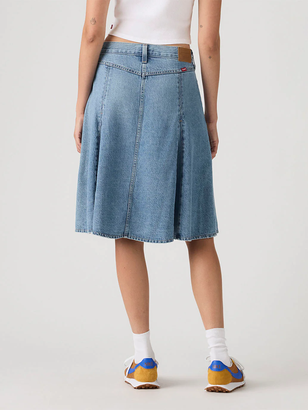 Women's Med Indigo Regular Fit Mid Rise Skirt - Image 4