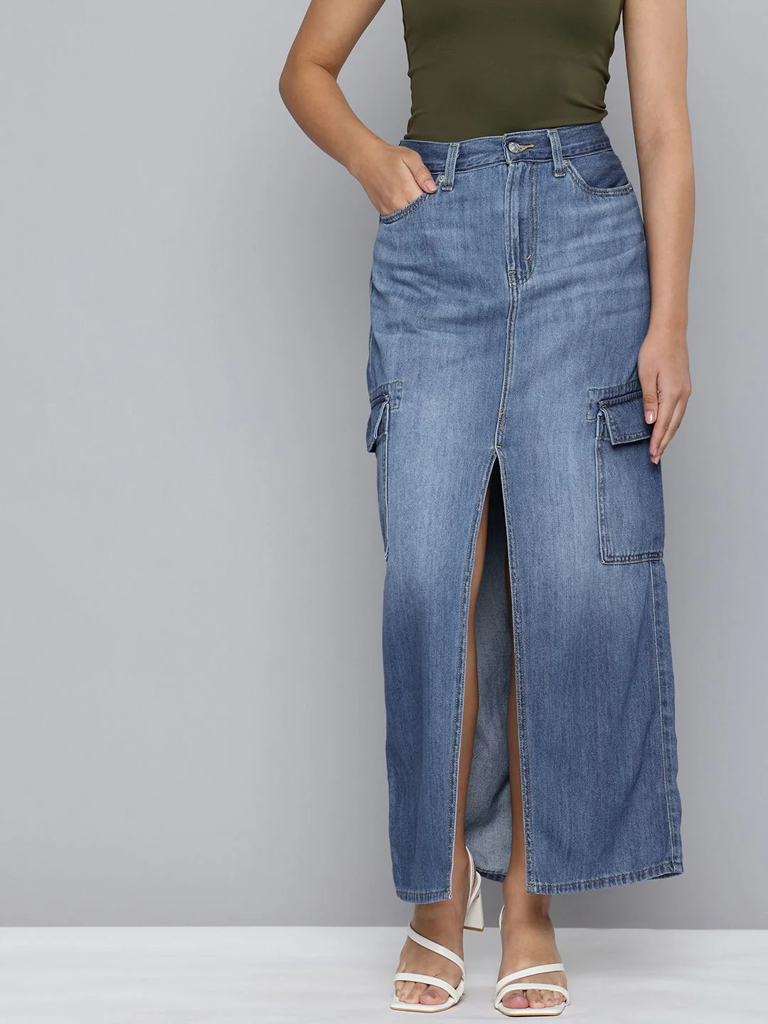 Women's Mid Rise Blue Solid Skirt - Image 2