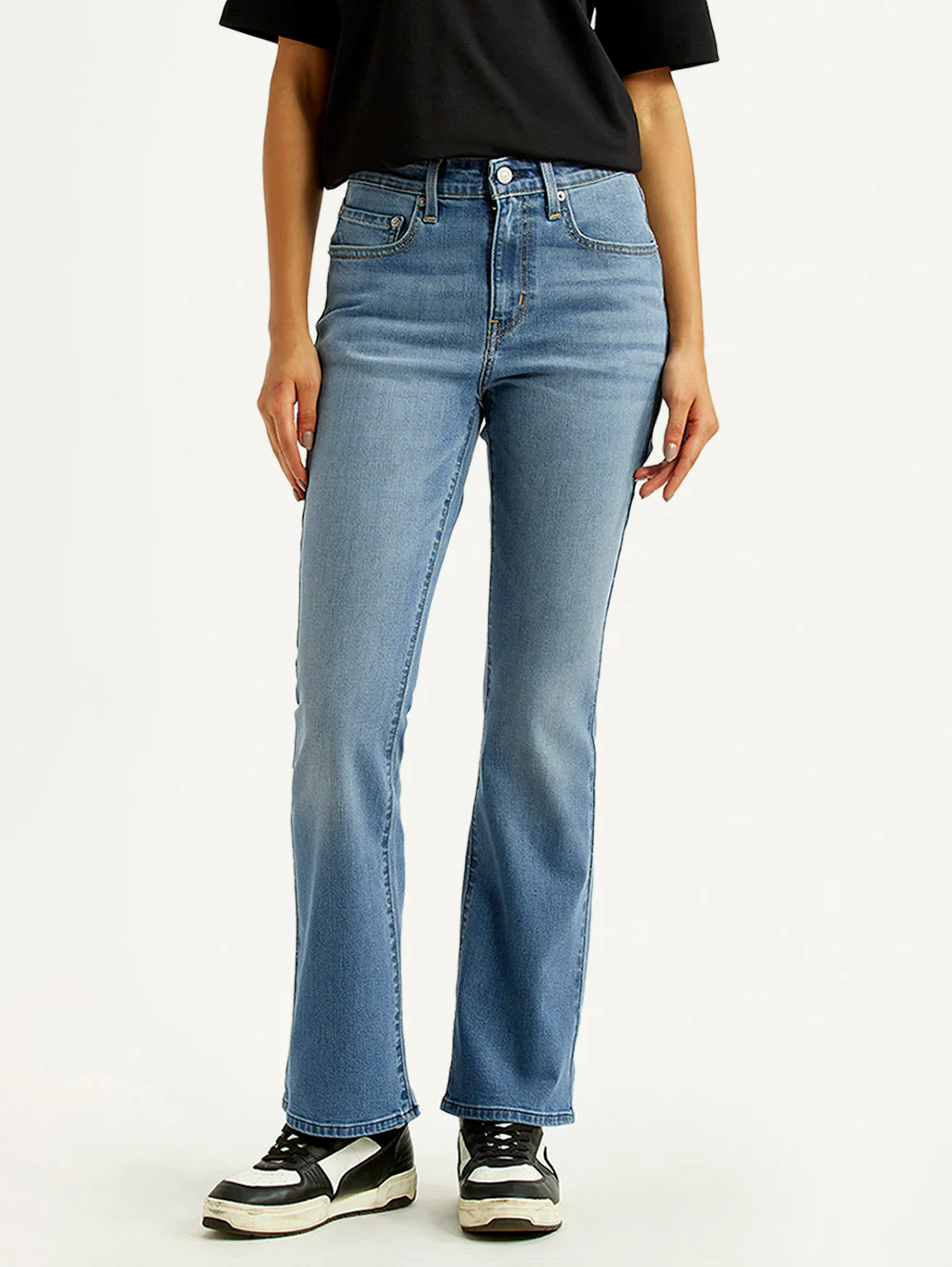 Women's 725 Med Indigo Bootcut Fit High Rise Jeans - Image 3