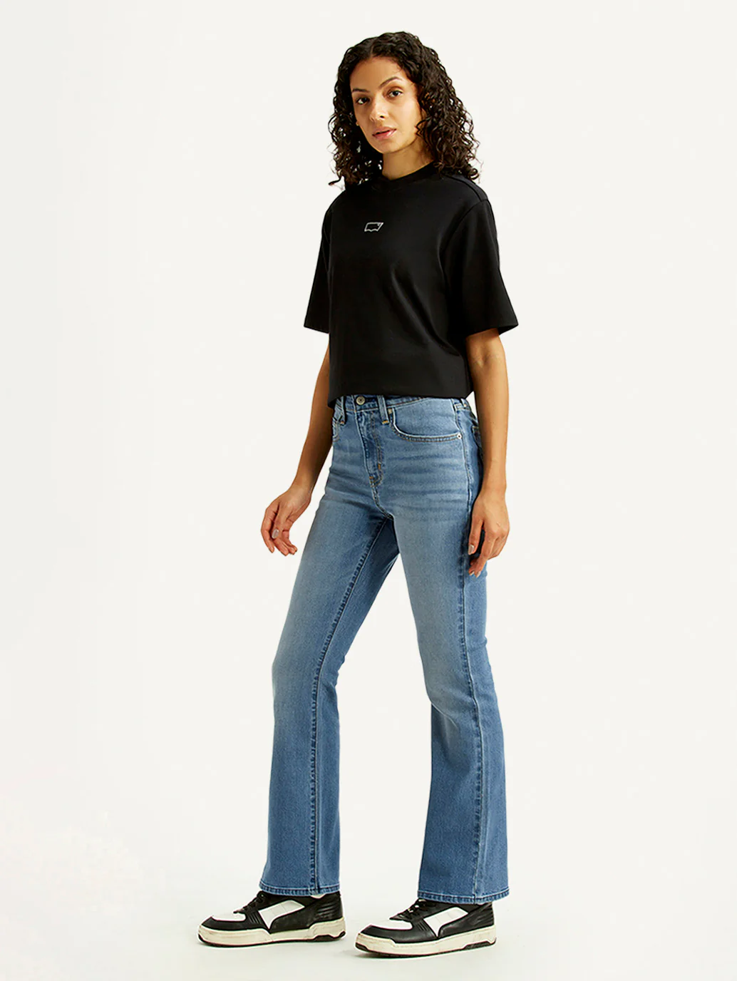 Women's 725 Med Indigo Bootcut Fit High Rise Jeans - Image 7
