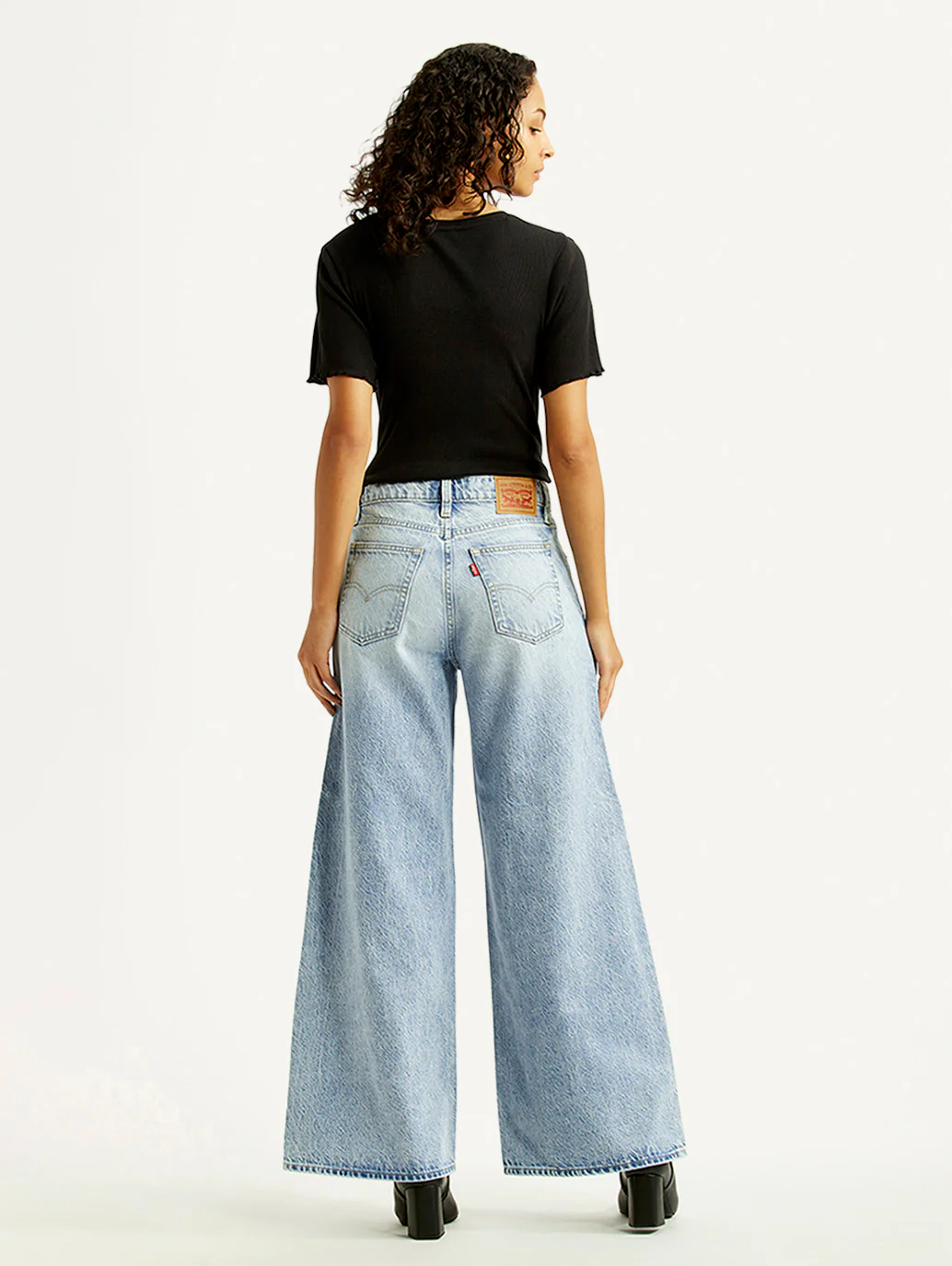 Women's 728 Light Indigo Wide Leg Fit Mid Rise Jeans - Image 4