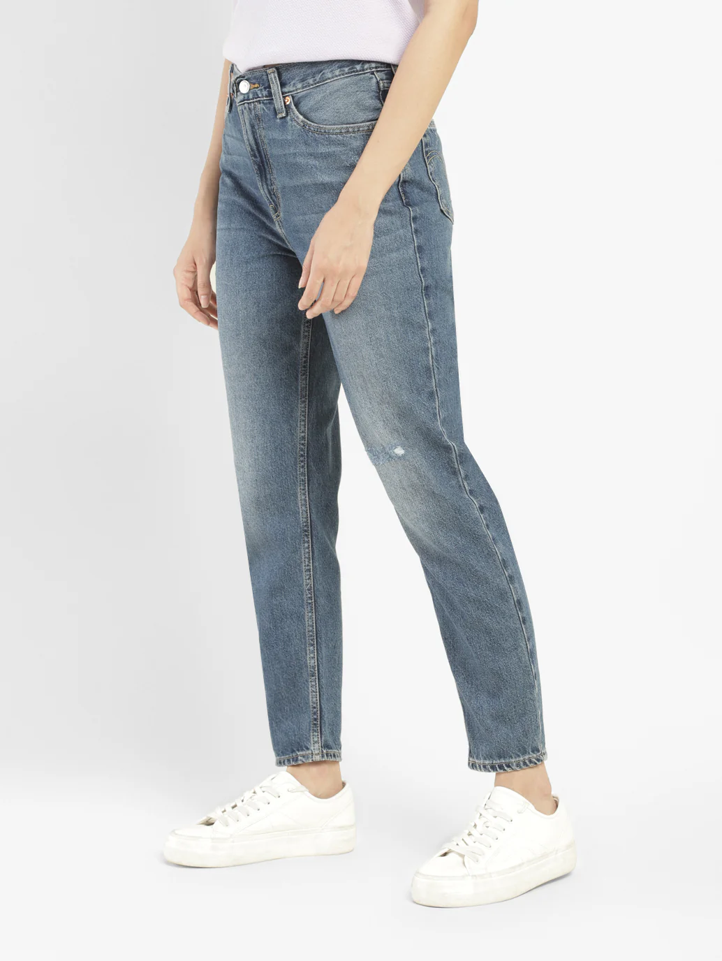 Women's 80s Mom Blue Loose Fit Mid Rise Jeans - Image 3