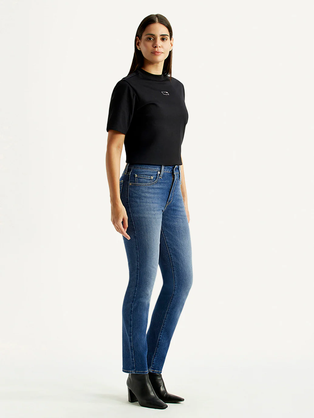 Women's 724 Med Indigo Slim Straight Fit High Rise Jeans - Image 7