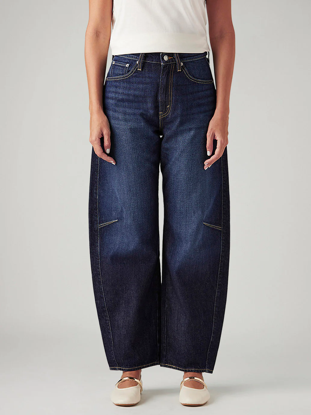 Women's Dark Indigo Cinch Baggy Dad Barrel Mid Rise Jeans - Image 3