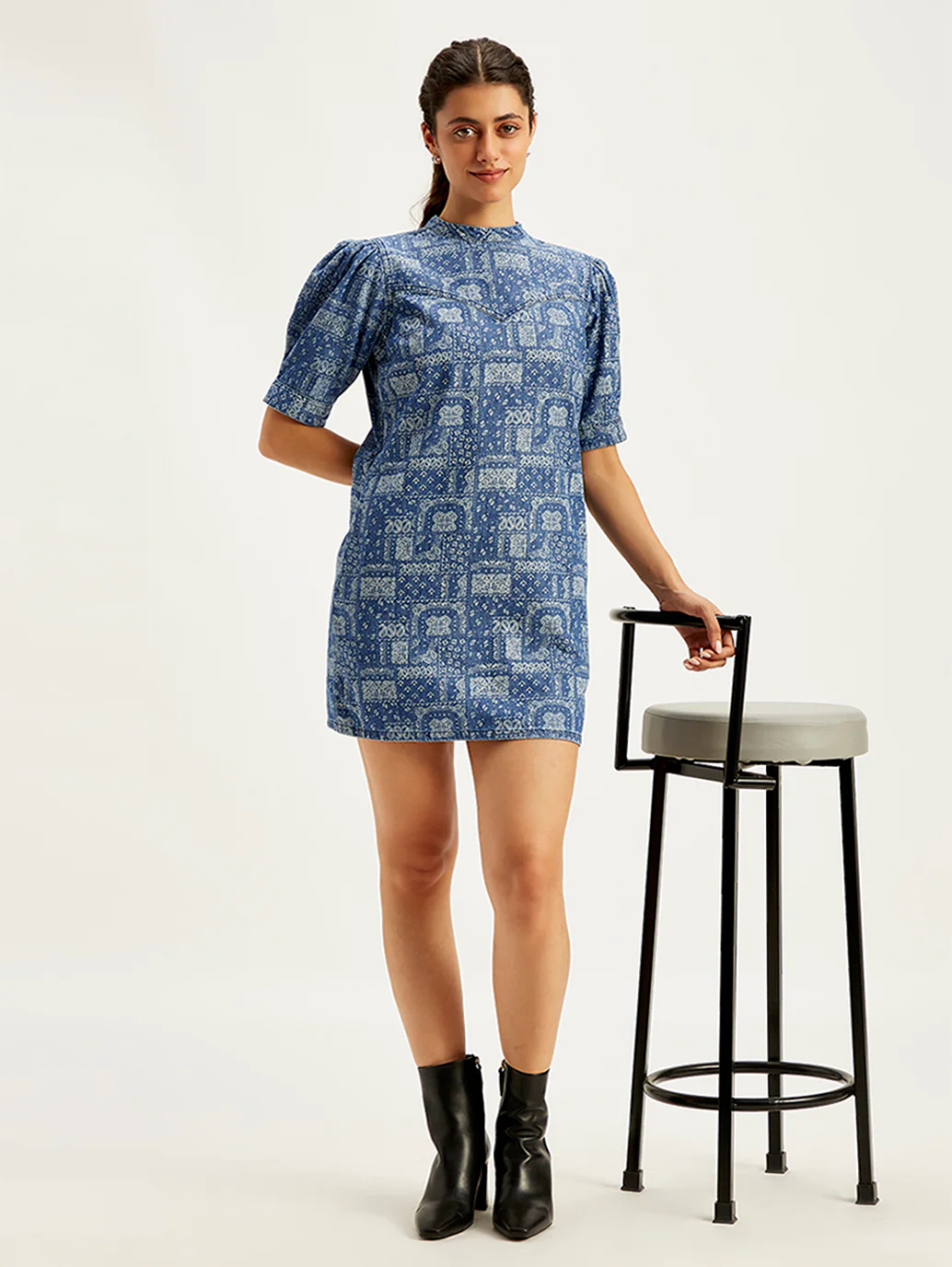 Women's Paisley Blue Band Neck Mini Denim Dress - Image 3