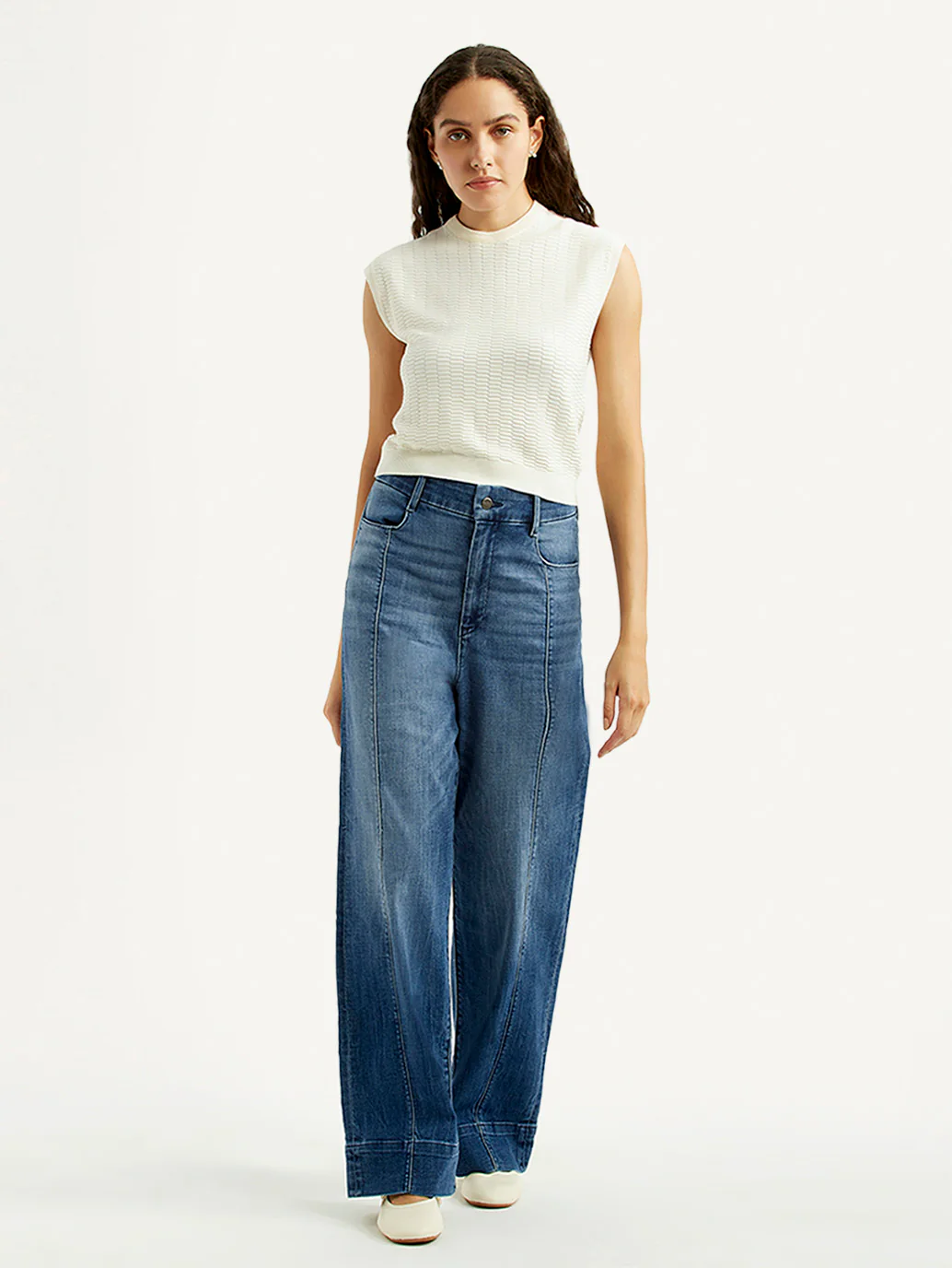 Women's Redloop Blue Loose Fit High Rise Jeans - Image 2